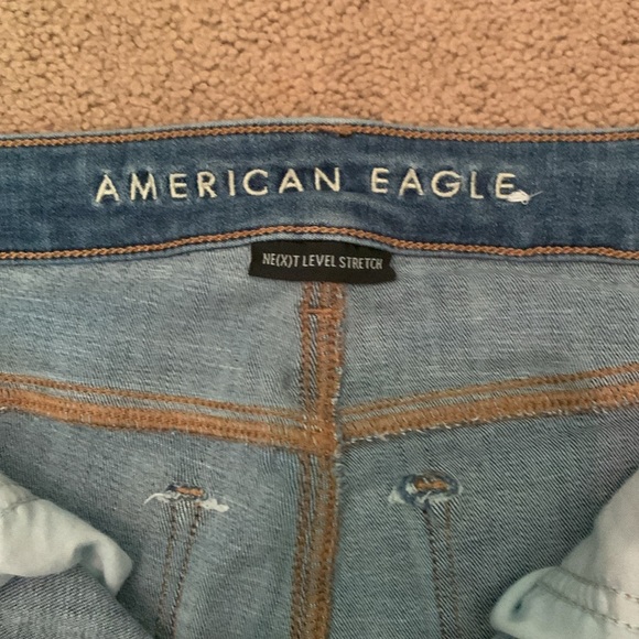6 Regular sized American Eagle jeans - Picture 3 of 5